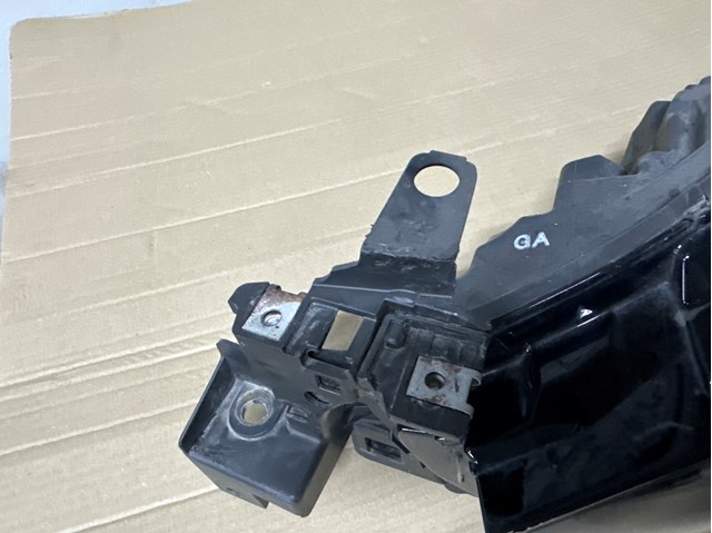 Фары Mazda GRF551040