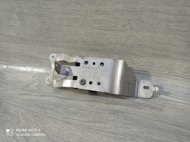 Купить JPLA9E729AB Land Rover 