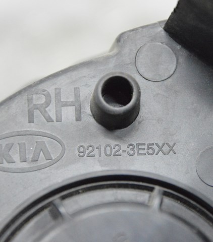 921023E5XX Hyundai/Kia Фара передняя правая