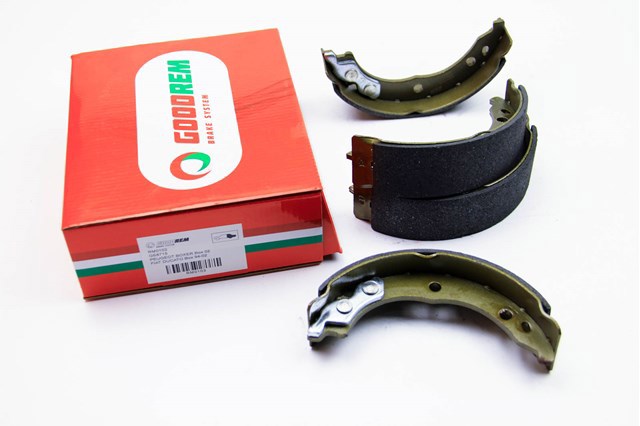 Колодки ручника RM0103 Goodrem