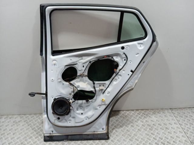 Дверь пассажирская задняя правая Hyundai/Kia 77004R2000 цена, от 423.25 USD