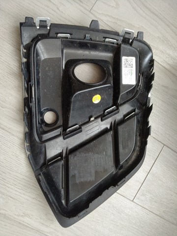 Решетка переднего бампера, левая VAG 80A807679AGCOX цена, от 122.08 USD