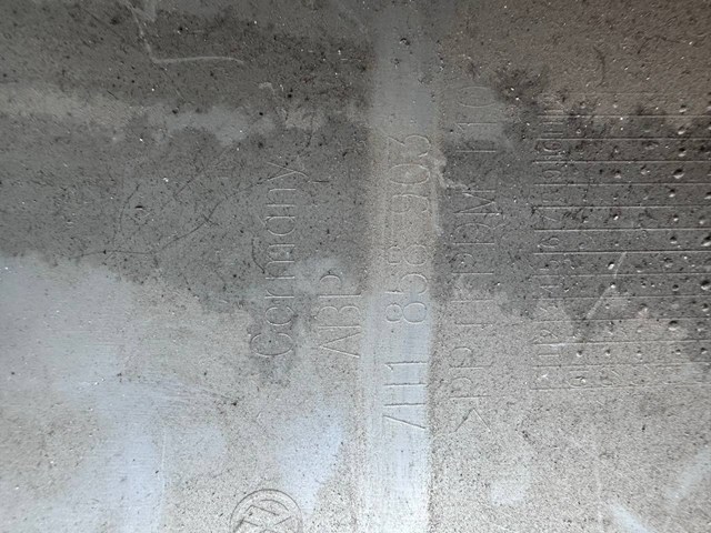 7H1858903 VAG 