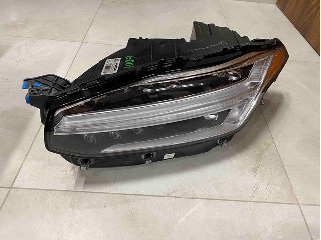 Купить 31395940 Volvo Фара левая передняя