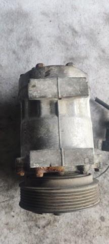 Компрессор кондиционера 7700872158 Renault (RVI)