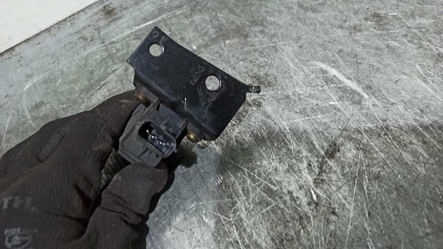 Купить 7700306391 Renault (RVI) Датчик отключения топливного насоса