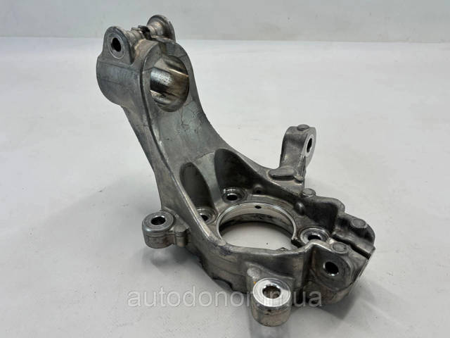 400145MR0B Nissan/Infiniti Цапфа - поворотный кулак передний, правый