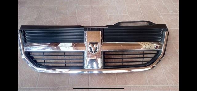 Купить 1BG84SZ0AE Chrysler Решетка радиатора