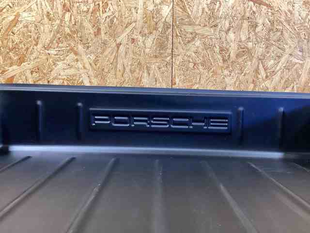  Porsche 9Y0044030