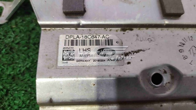 LR042317 Land Rover 