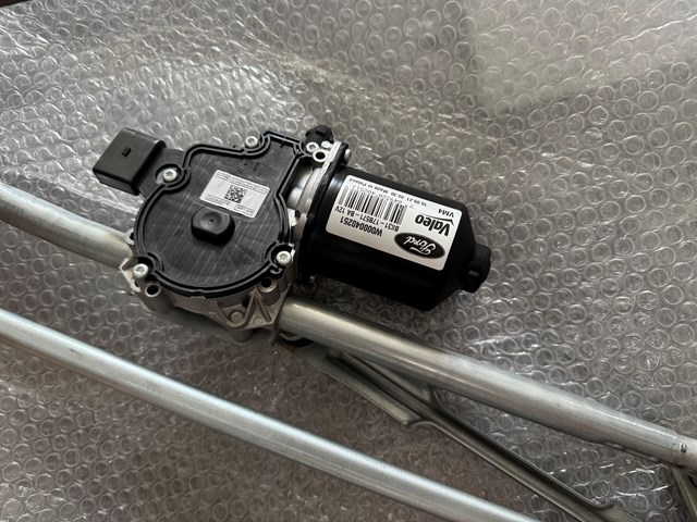 1821684 Ford Трапеция стеклоочистителя