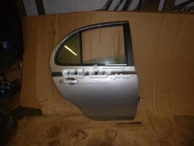 Porta traseira direita para Nissan Micra (K12)