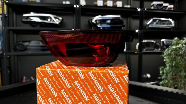Фара противотуманная задняя, правая Autotechteile 5030421 цена, от 15.81 USD