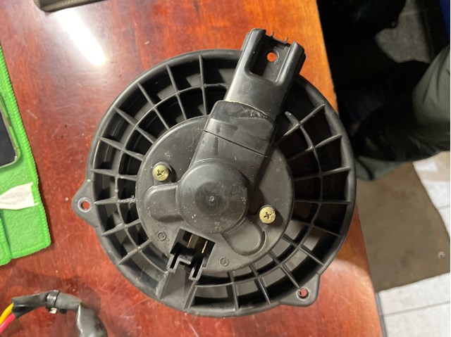 Моторчик печки MarkBest MRB42716