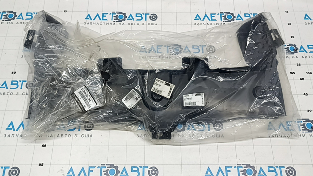 DGH9507M0 Mazda Воздуховоды системы охлаждения двигателя