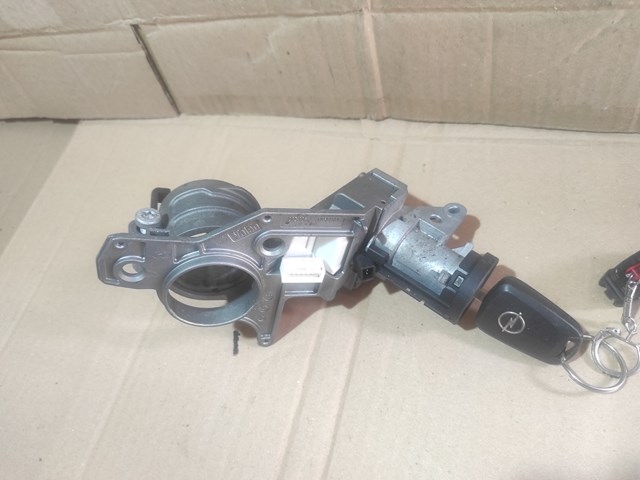 Замок зажигания General Motors 2421430 цена, от 39.37 USD