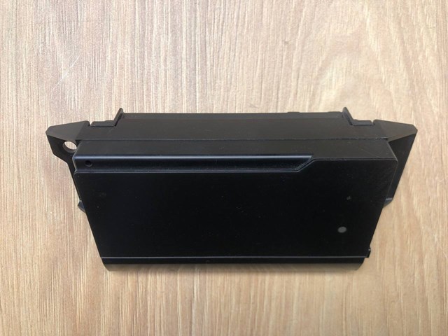  Land Rover LR042095