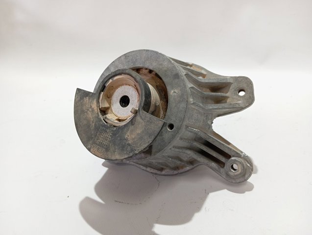 Купить A2382400300 Mercedes Правая опора двигателя