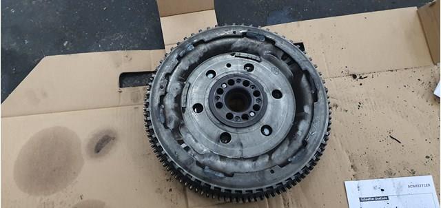 12310EB30A NISSAN Volante motor original y equivalente
