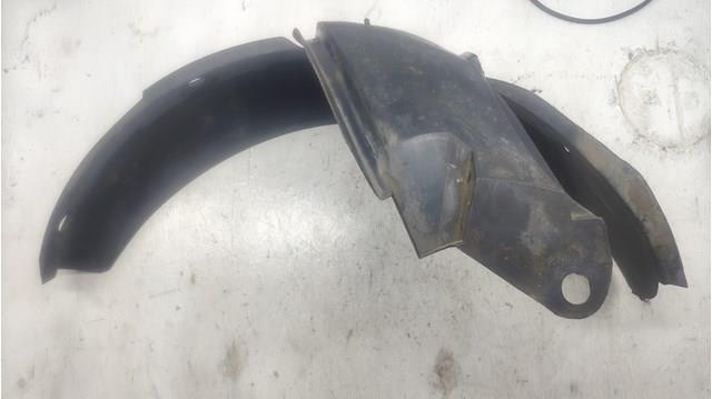 Брызговик передний правый 7700304868 Renault (RVI)
