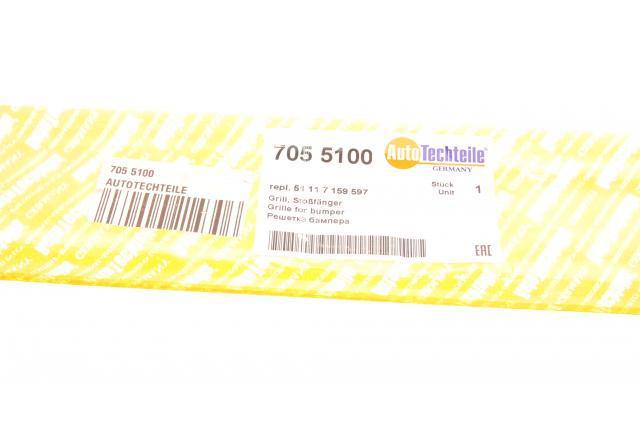 Решетка бампера переднего верхняя Autotechteile 7055100 цена, от 21.50 USD