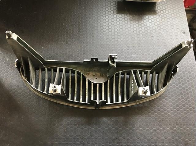 Решетка радиатора на Mazda Xedos 6 CA