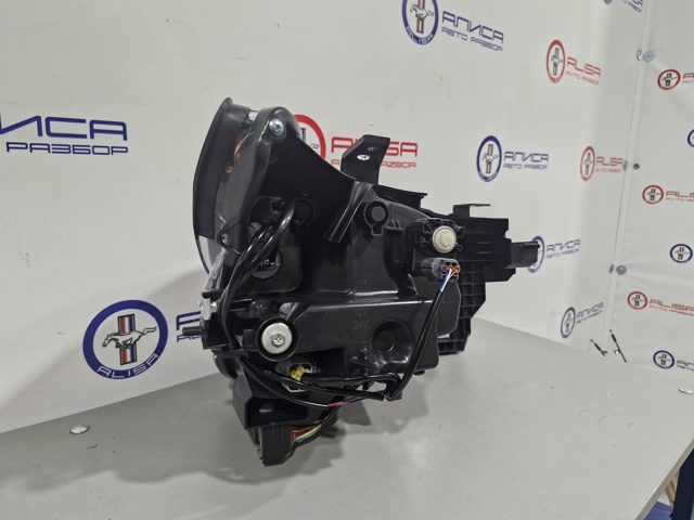 Купить TM52510L0 Mazda Фара левая передняя