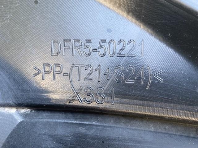 Задний бампер DFR550221 Mazda