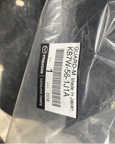 KB7W561J1A Mazda Подкрылок крыла заднего левый