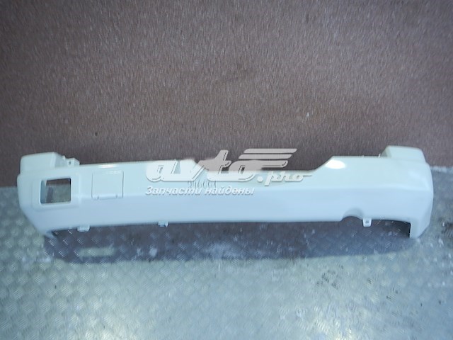 MR981547 Mitsubishi бампер задний