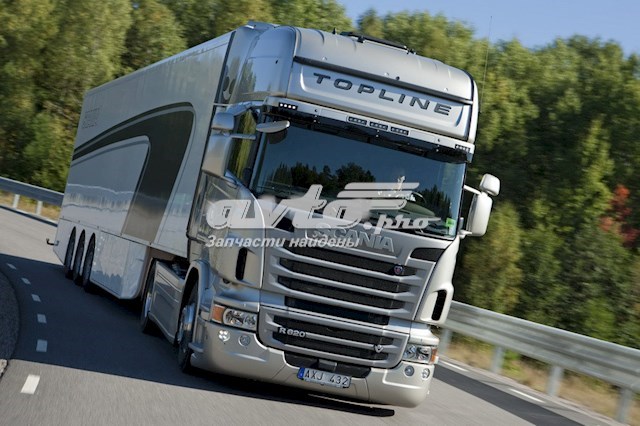 Бампер передний, правая часть 1923745 Scania