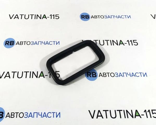 MN175979XA Mitsubishi Ободок (окантовка) фары противотуманной