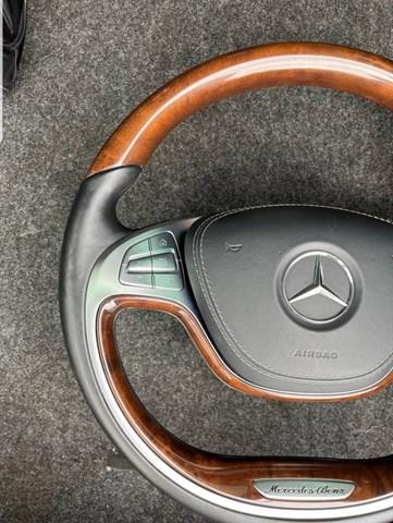 Рулевое колесо Mercedes A2224605503