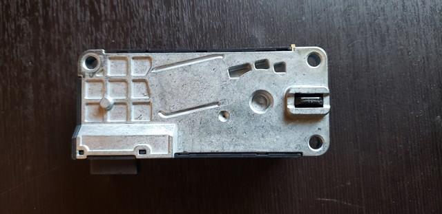 Купить Электронный модуль рулевой колонки Фольксваген Кадди III 2KB, 2KJ, 2CB, 2CJ