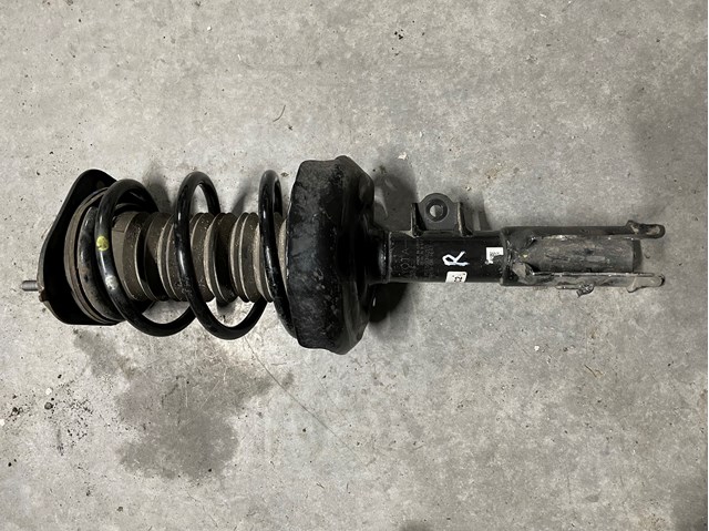 4851002P10 Toyota 