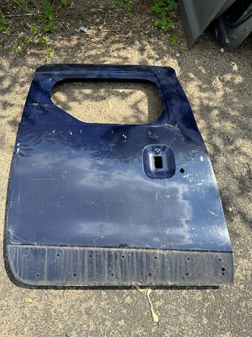 Дверь боковая (сдвижная) правая Renault (RVI) 821125955R цена, от 172.14 USD