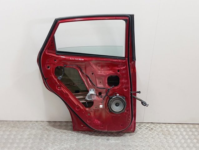 Дверь задняя, левая Hyundai/Kia 77003J9020 цена, от 984.41 USD