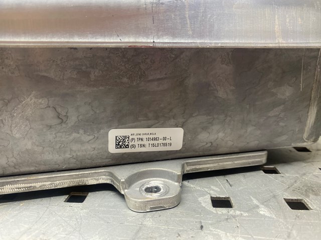  Tesla 101496300L