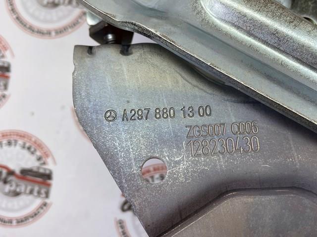 Петля капота, левая Mercedes A2978801300 цена, от 81.83 USD