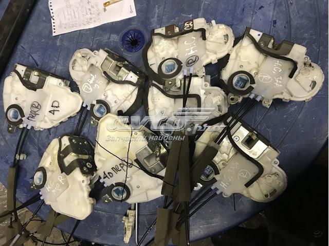  Замок передней правой двери Honda Civic 8