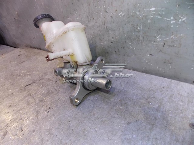 Главный тормозной цилиндр 585104L150 Hyundai/Kia