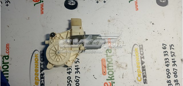 Motor eléctrico, elevalunas, puerta delantera derecha 1376853 FORD