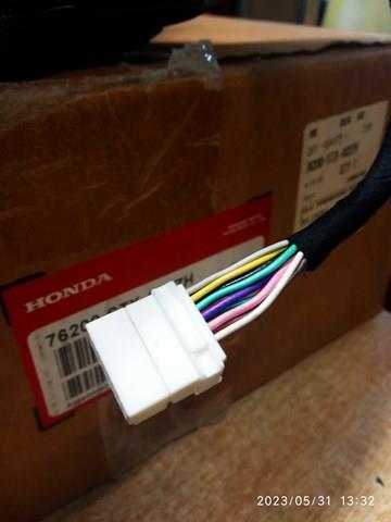  Правое зеркало Acura MDX 2