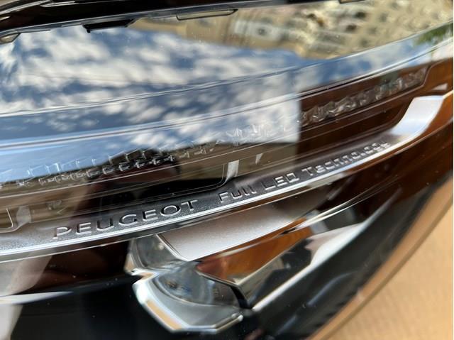 1616878580 Peugeot/Citroen Фара