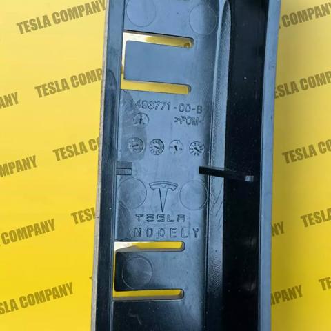 149377100B Tesla consola externa direita do pára-choque dianteiro