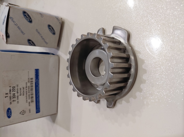2334220 Ford Шестерня привода ТНВД