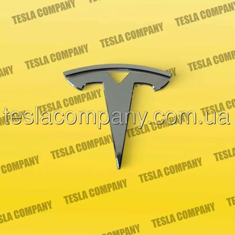149495000A Tesla Фирменный значек на багажник