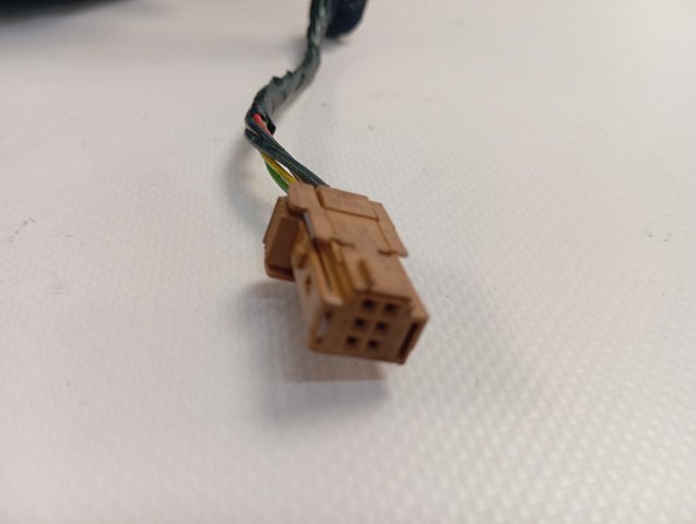 Левое боковое зеркало 98016918XT Peugeot/Citroen
