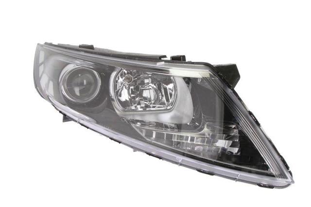 921022T040 Hyundai/Kia Фара передняя правая