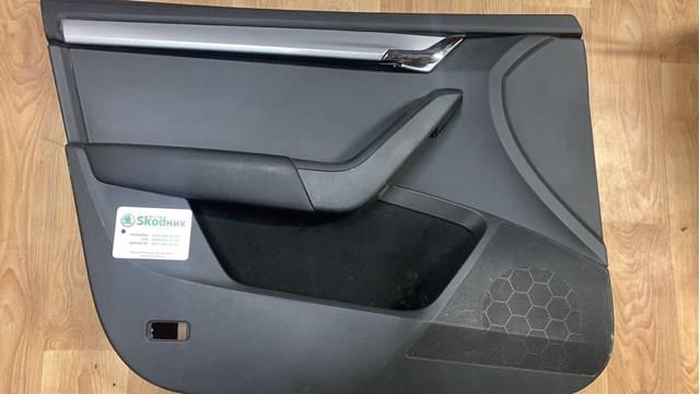 Revestimento (cobrimento) interno da porta dianteira esquerda para Skoda Octavia (A7, 5E3)